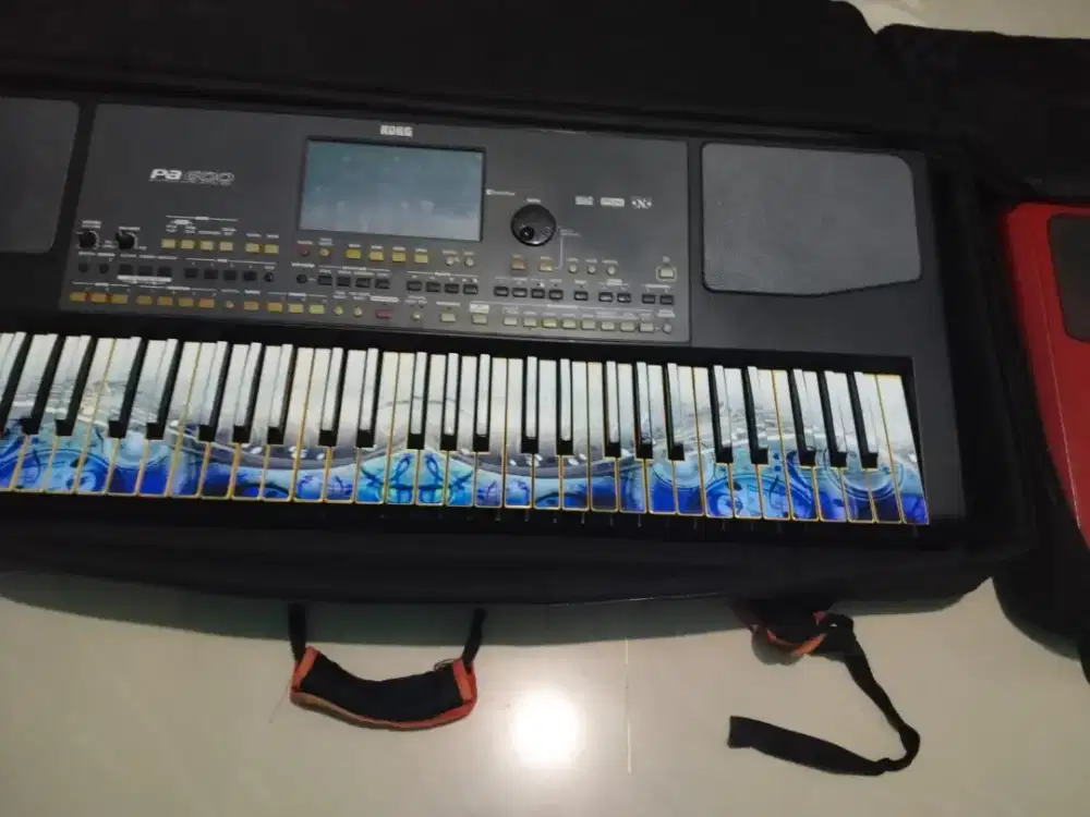 Korg PA 600 (Keyboard)