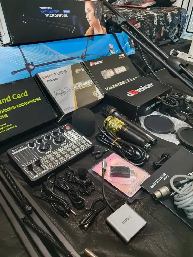 Perlengkapan live streaming