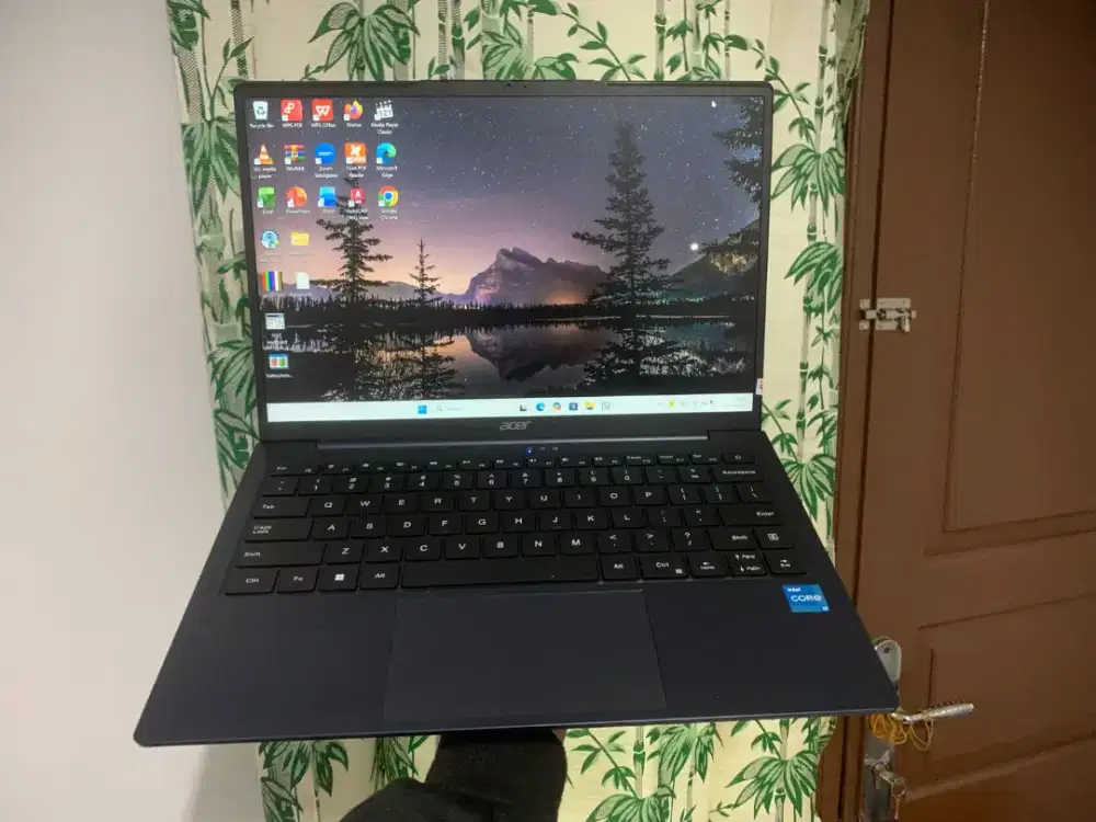 Laptop Acer Lite 14 slim
core i3-1215U