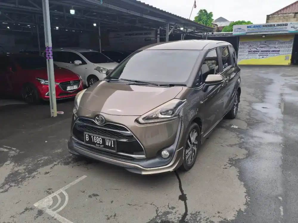 Toyota Sienta Q matic 2017