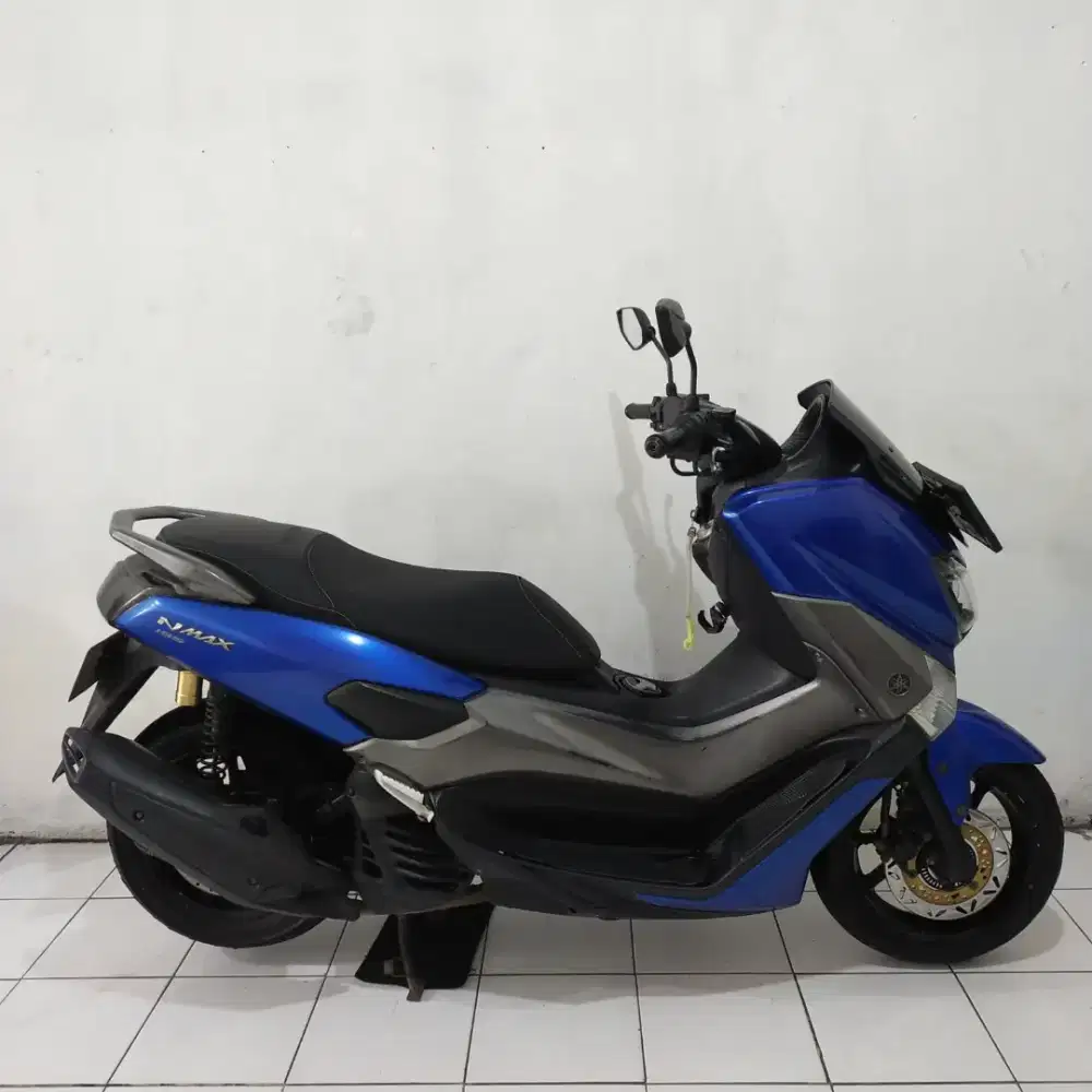 Yamaha Nmax OLD 2018 Orisinil Bagus lengkap Mesin Cakep