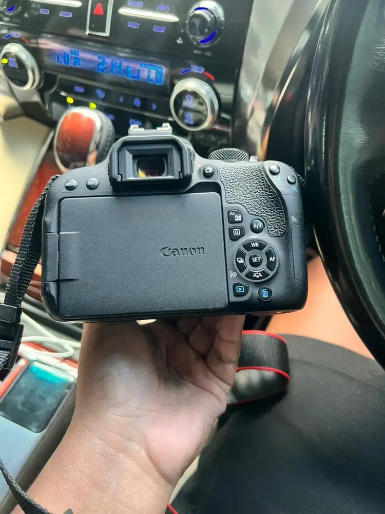 Canon 800d Lensa 18-55 Kit