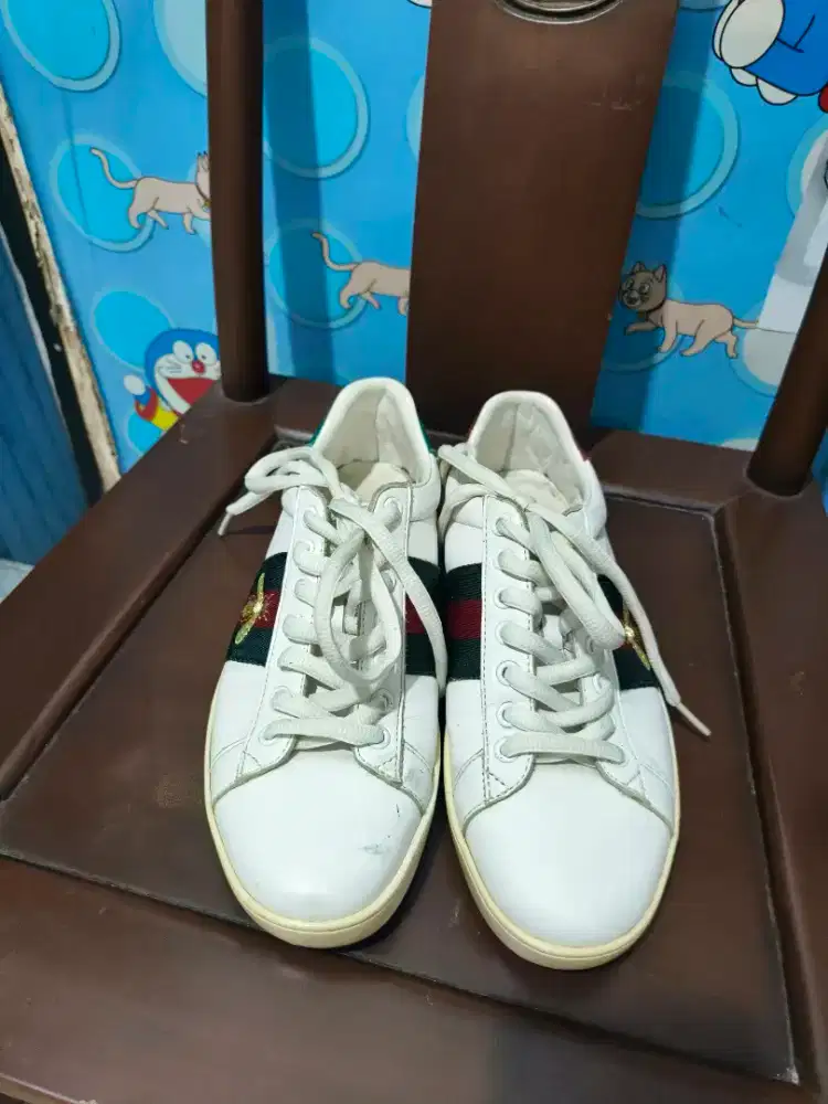 Sepatu Gucci original bekas