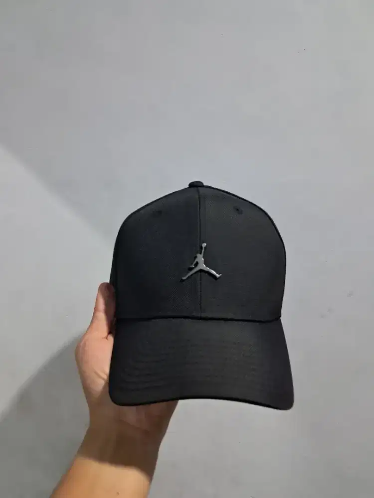 Topi Air Jordan