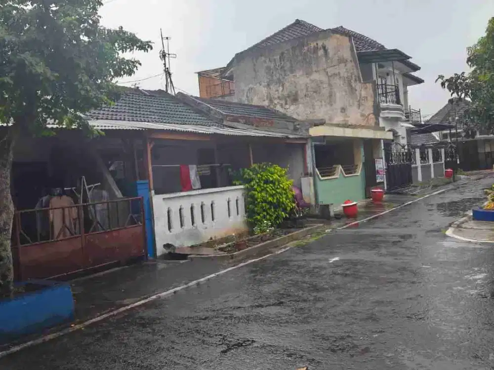 Rumah Simpang Tondano Sawojajar Malang