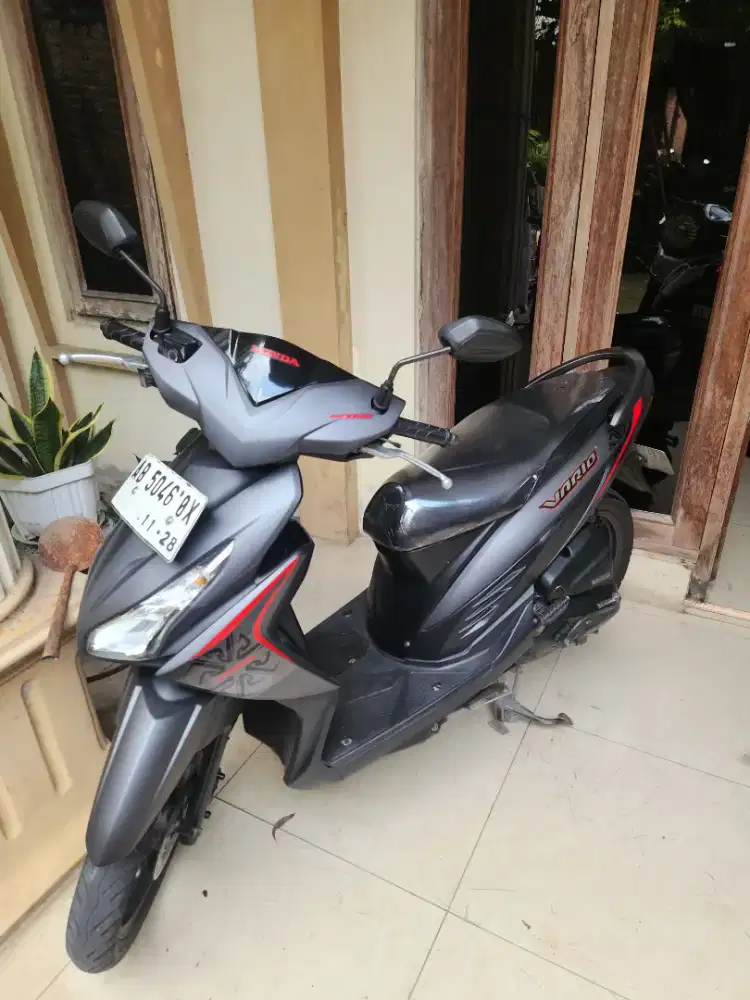 Dp100rb Vario 110 hitam abu abu 2018 Gbm.