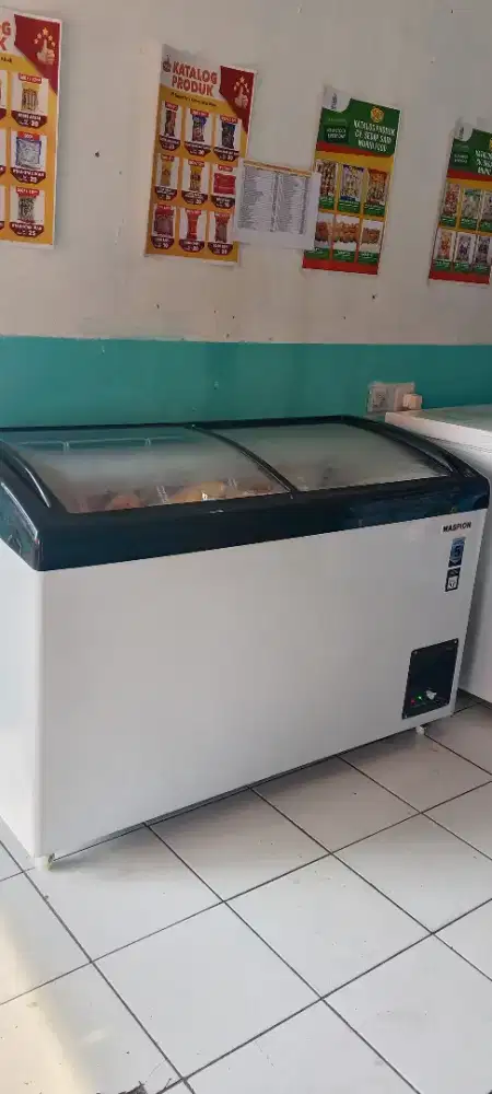 Di jual freezer MASPION