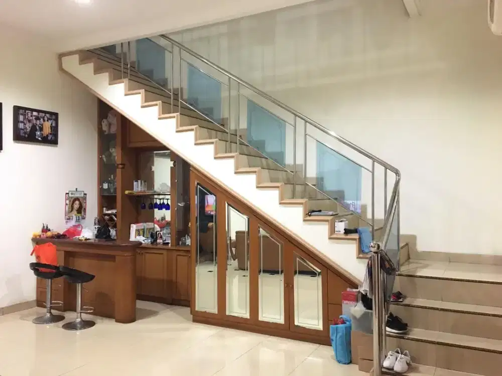 BISA NEGO! Rumah Bebas Banjir SHM 4KT di Taman Palem Lestari Jakarta Barat