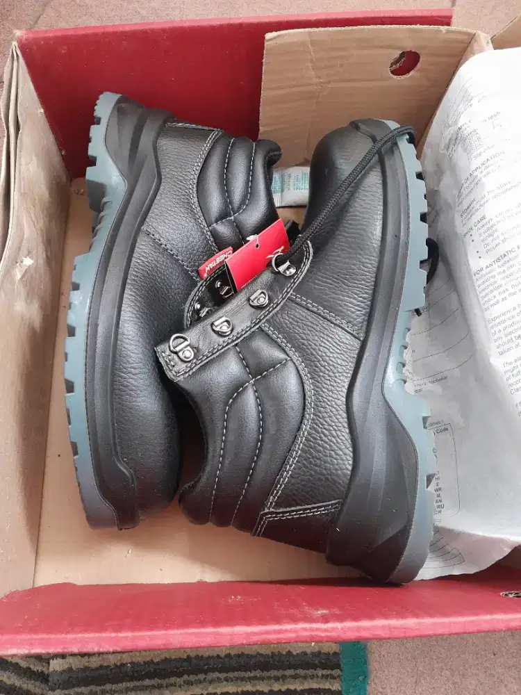 Sepatu safety cheeetah original