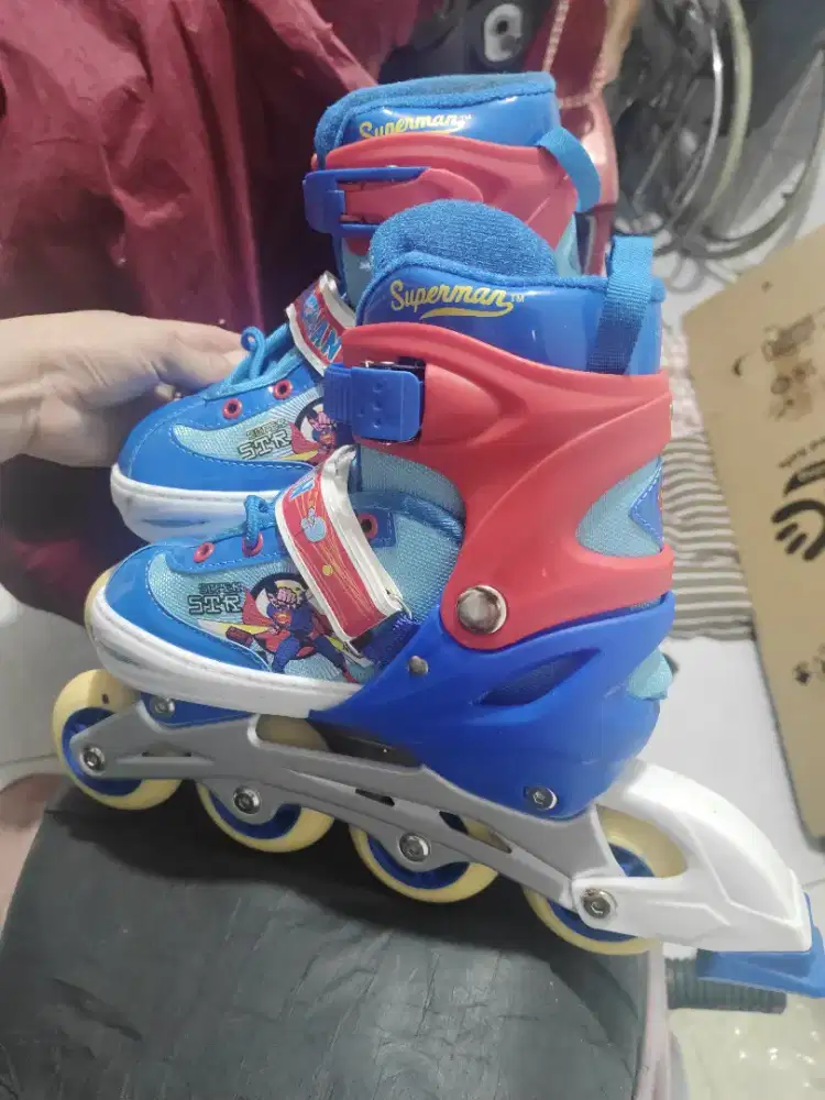 Sepatu roda anak supermen