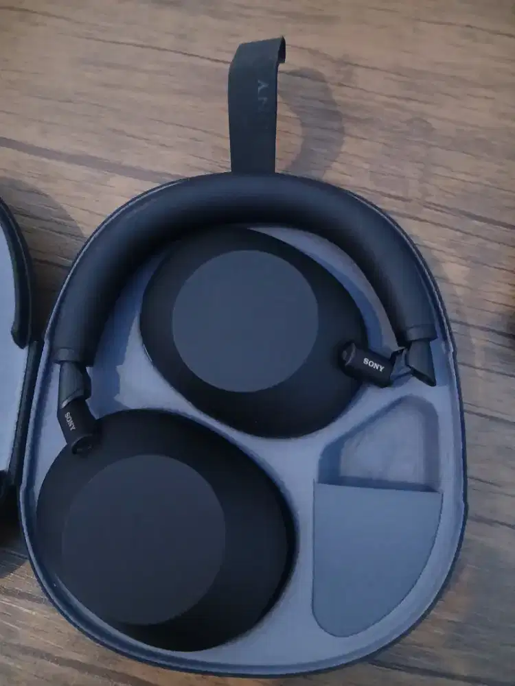 Headphone SONY WH-1000XM6