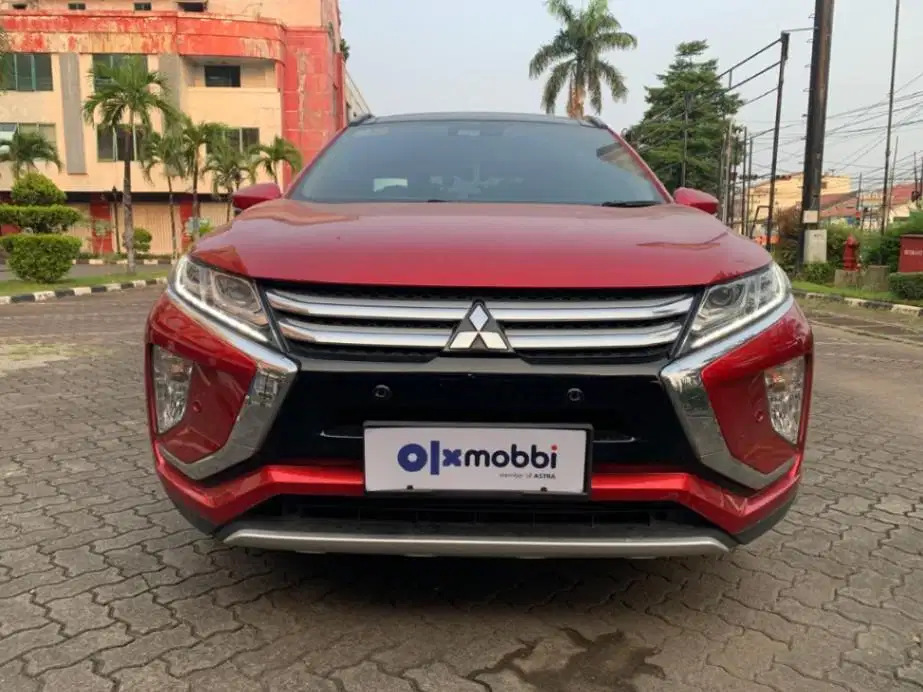 LOW DP Mitsubishi Eclipse Cross 1.5 Ultimate Bensin-AT 2019 FFJ