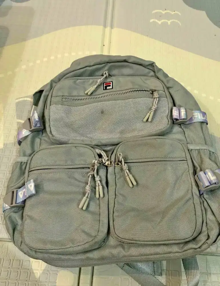 Tas Ransel Merk Fila