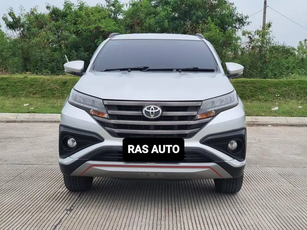 LOW KM 50 RB Toyota Rush 1.5 S TRD Sportivo AT 2019 Silver