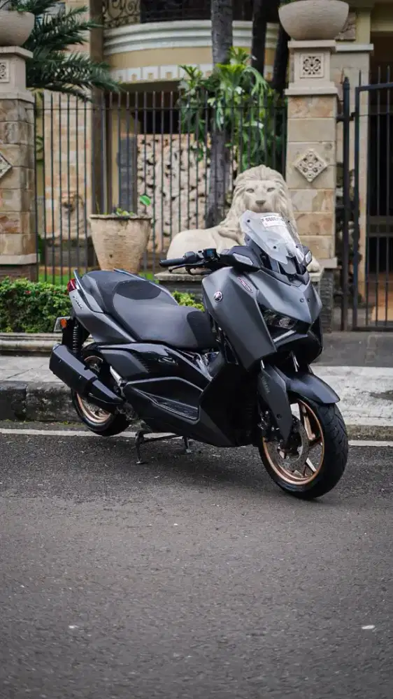 YAMAHA XMAX TECH MAX 2025