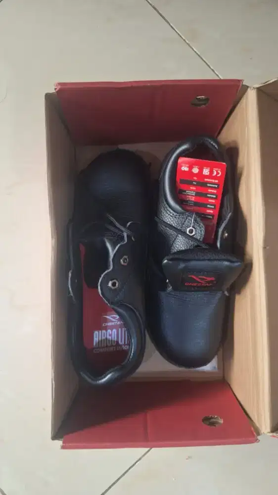 Safety shoes baru Cheetah