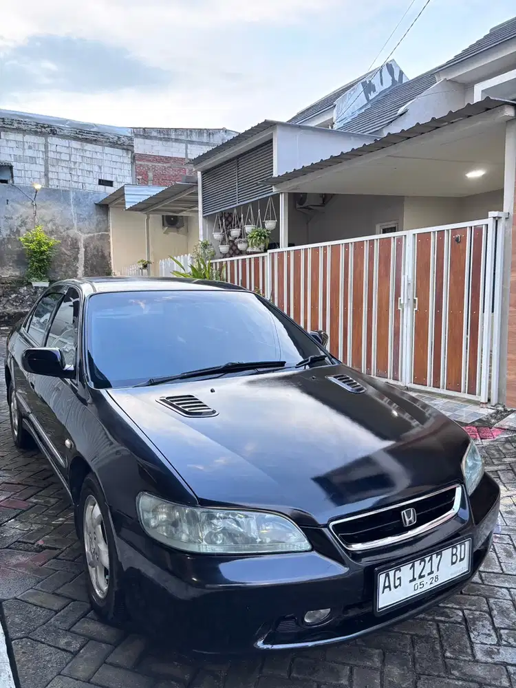 Honda Accord 2001 Bensin