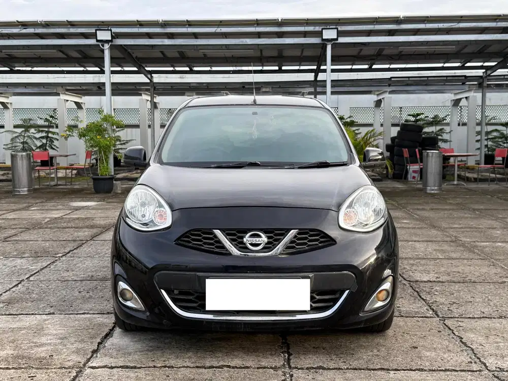 Nissan March XS AT 2013 Bensin
