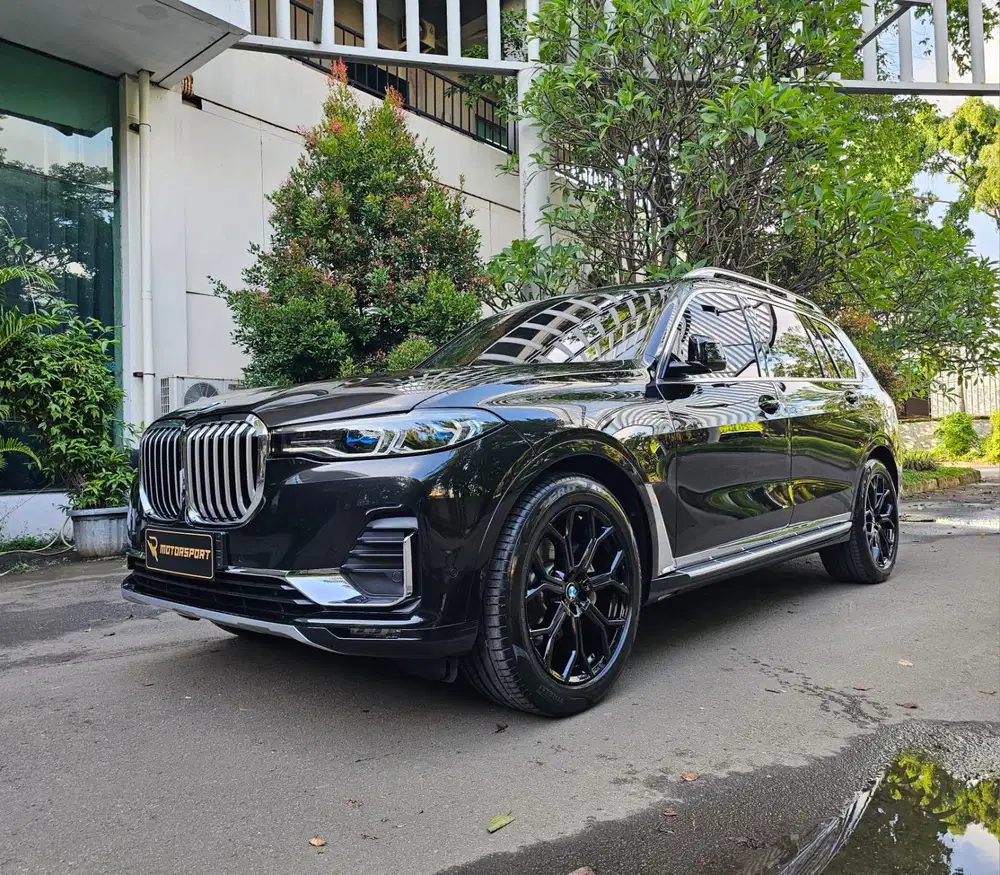 (ODO: 10rb) BMW X7 2020 Xdrive 40i Individual low km x 7