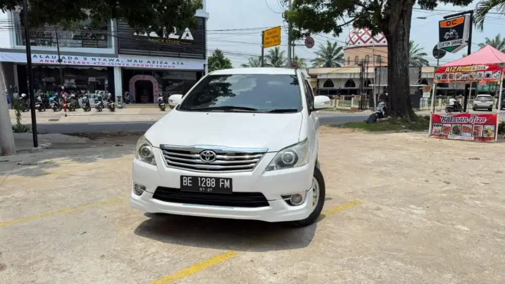Toyota Kijang Innova 2.0 G luxury MT 2012