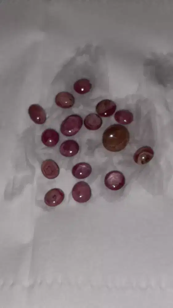 Batu peninggalan 15 biji