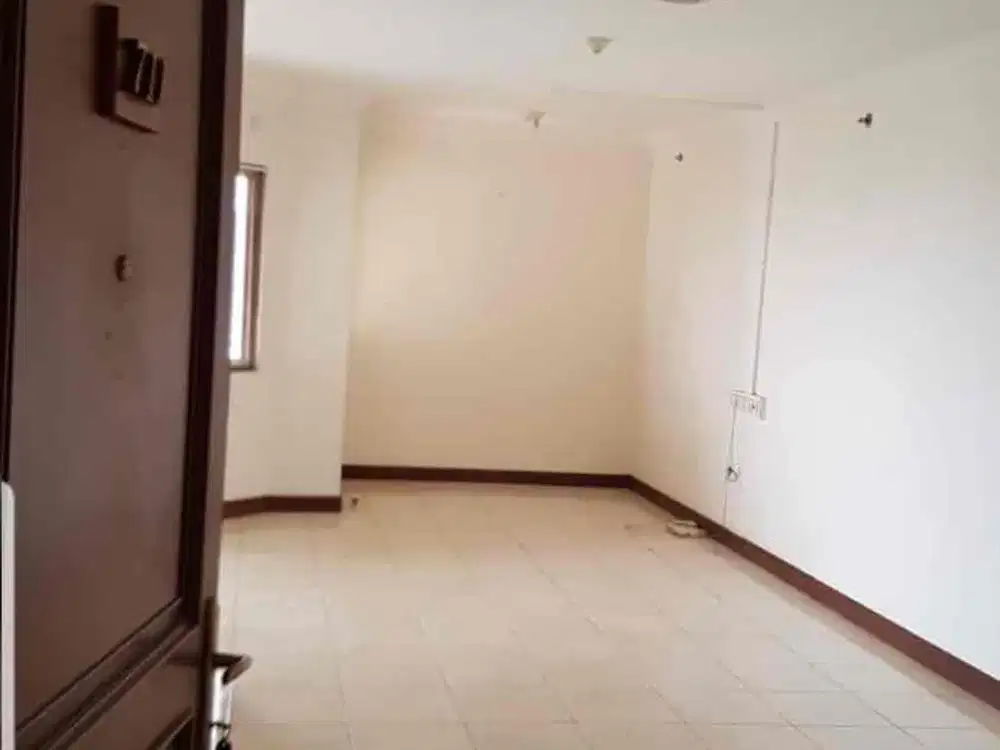 Dijual
Apartemen majesty
Tipe princess Lt. 7
Luas 70 m²
Kt. 1 ( td nya 2 kt)
Km. 1
Teras lm. 5 mt
View swimming pool
Unfurnished ( kosongan)
Harga 500jt

Ne