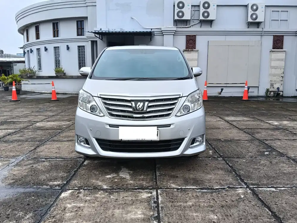 TOYOTA ALPHARD V6 Q AT 2012 Bensin