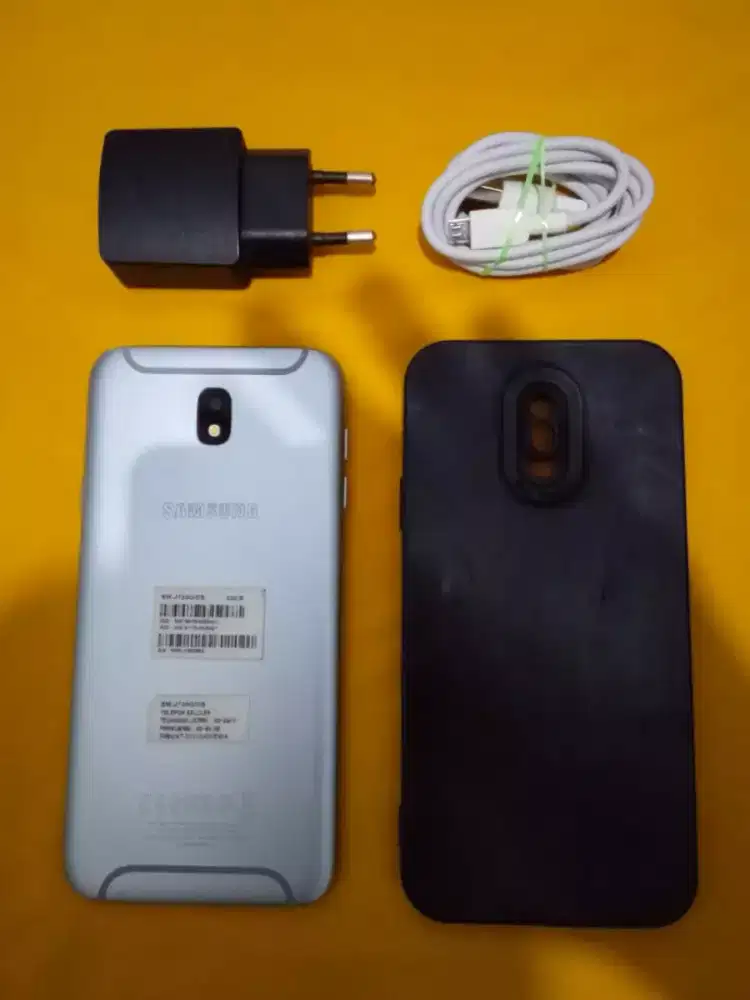 SAMSUNG J7 PRO RAM 3/32