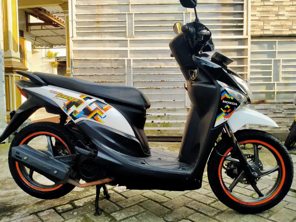 Honda Beat pop stater alus lengkap sehat keterangan detail dibawah