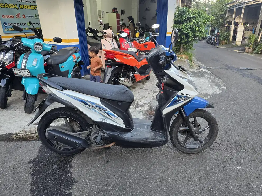 DIJUAL CASH HONDA BEAT ESP CBS FI THN 2015 PAJAK IDUP SIAP PAKAI