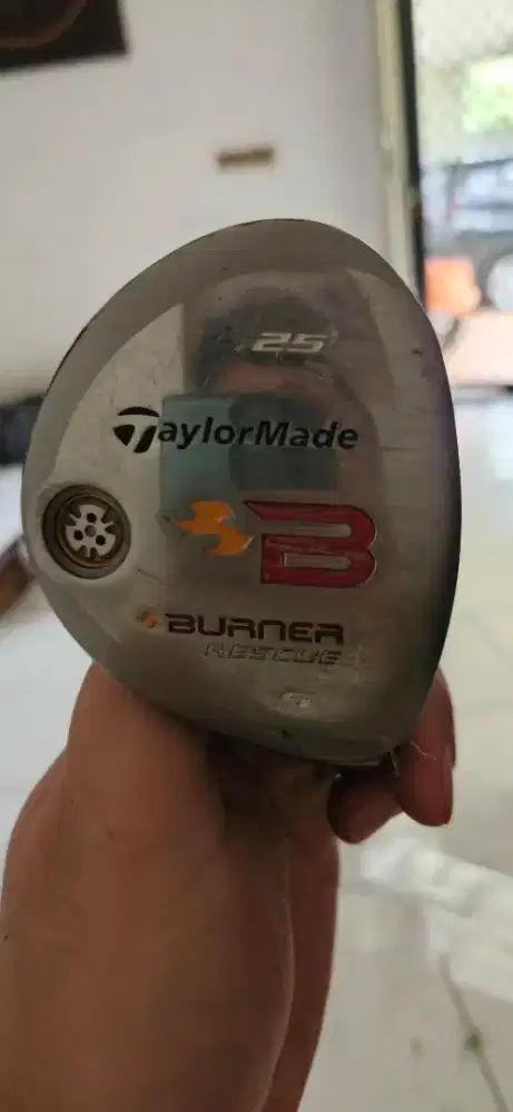 Taylormade Burner 5Wood /18 degrees/Taylormade Reax Senior Flex.