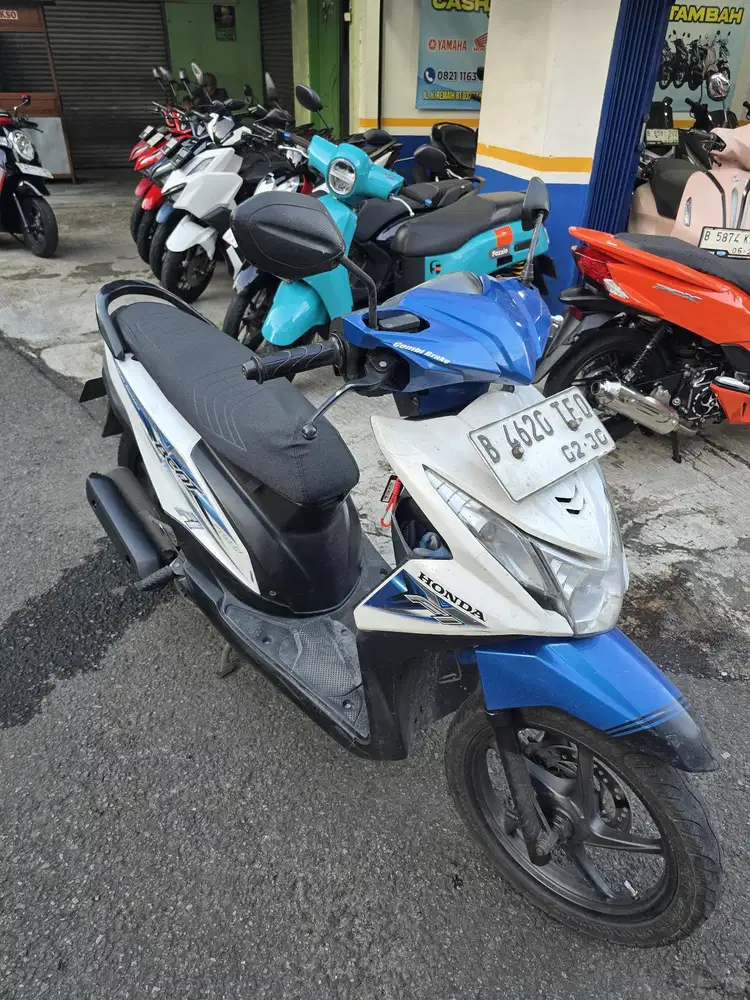 DIJUAL CASH HONDA BEAT ESP CBS FI THN 2015 PAJAK IDUP SIAP PAKAI