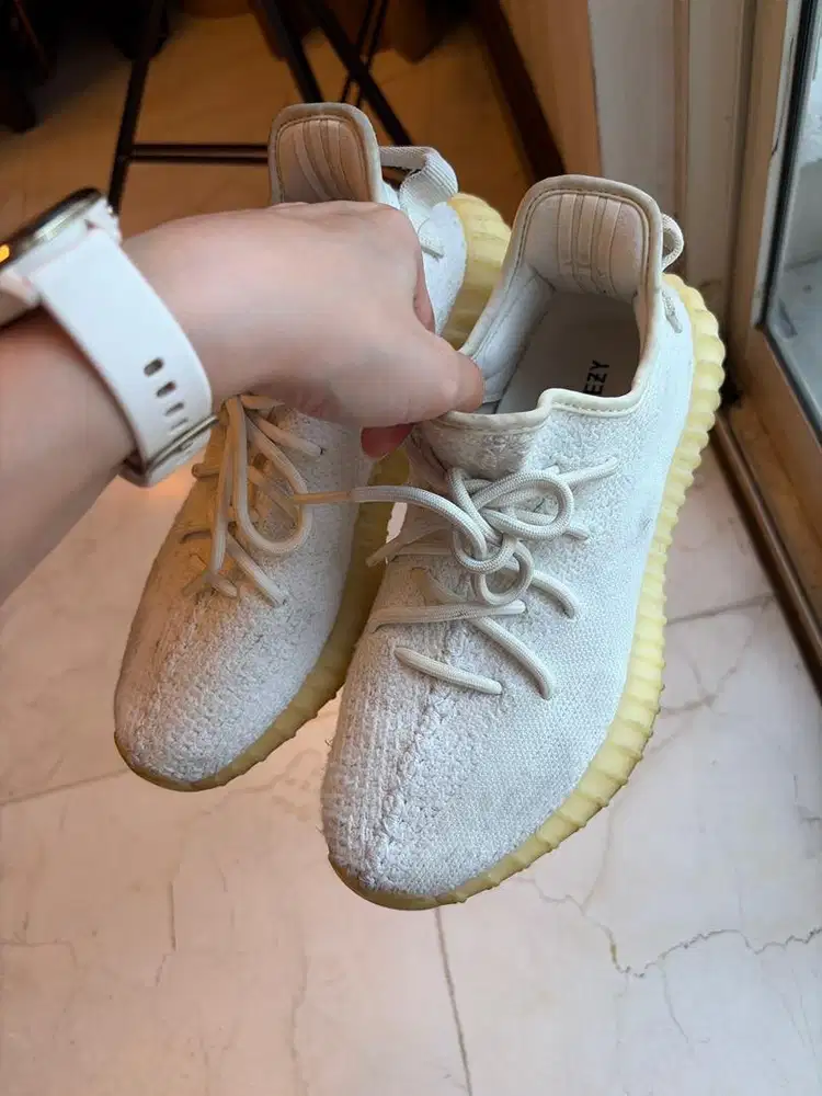 Sepatu Adidas Yeezy boost 350 v2 triple white size 39