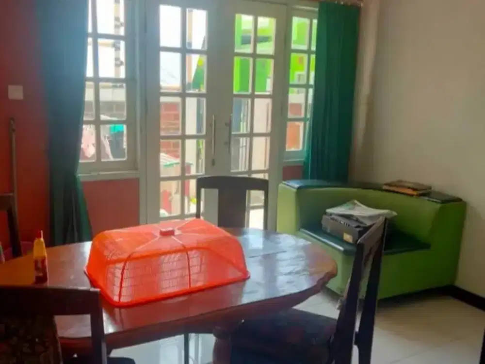 Dijual rumah kos aktif 2 lantai di Ciganitri terusan Buah Batu dekat Uninus, Rs. Edelweiss, Rs. Mayapada