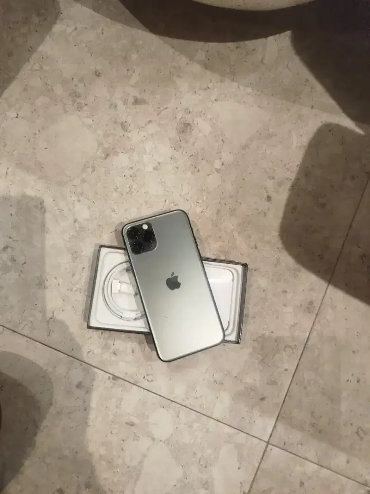 iPhone 11 pro 256gb serasa beli baru guys
