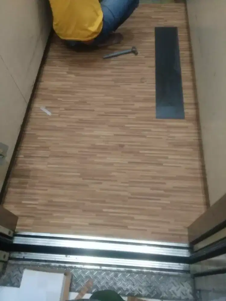 jasa pasang vinyl lantai