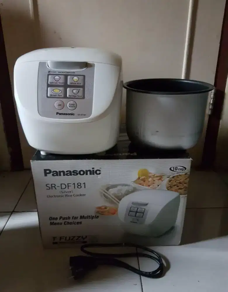rice cooker panasonic SR-DF181