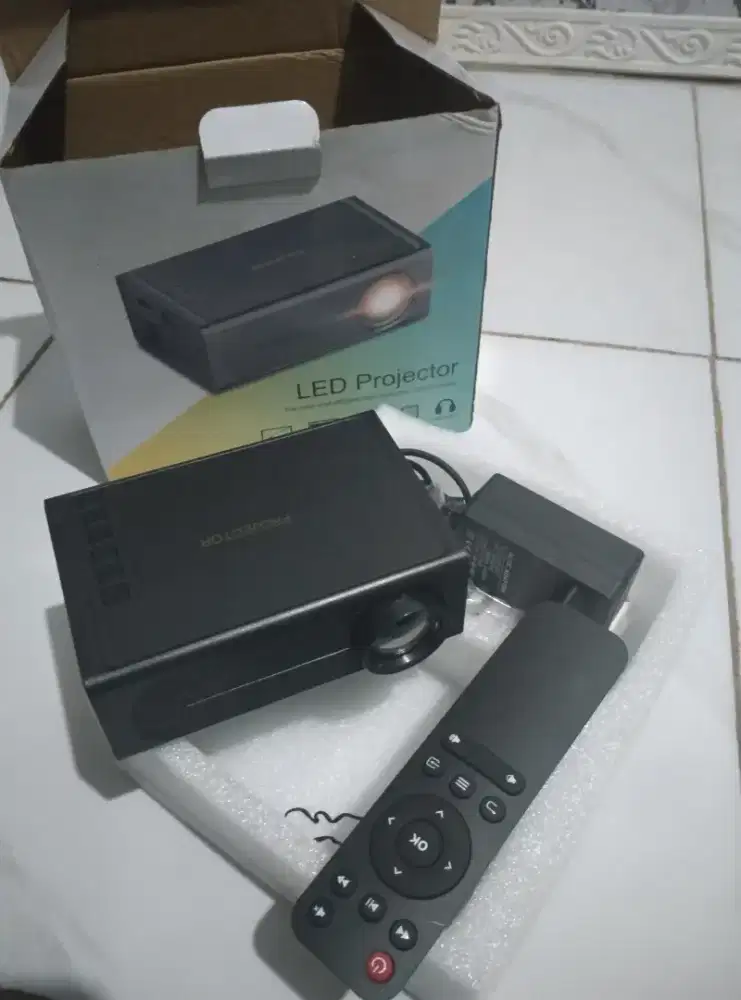 Mini projector M200