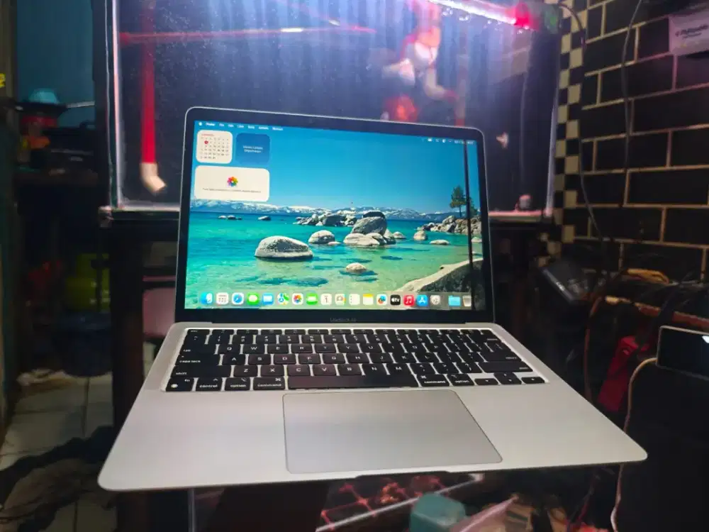 Macbook Air M1 2020 iBox Mulus Ada Minus Untuk Fungsi Normal