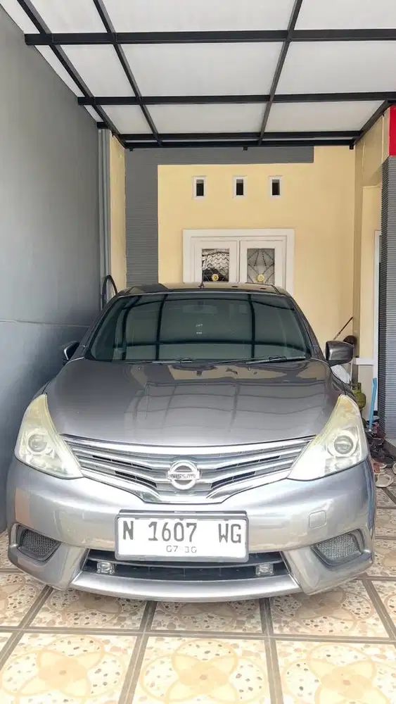 Grand Livina 1.5 SV CVT