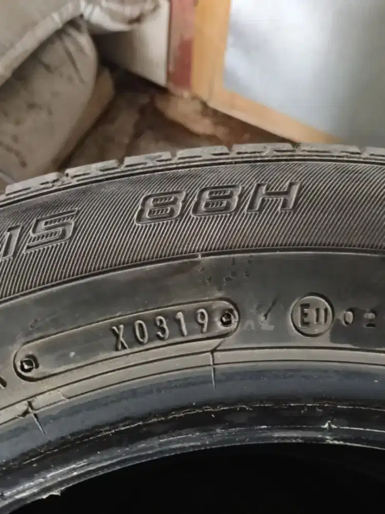 Ban bekas UK 185/65 R15