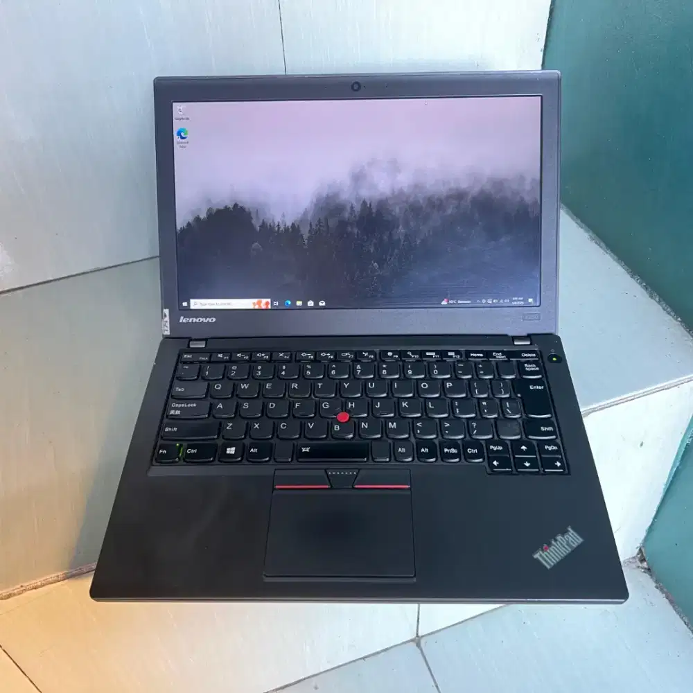 Lenovo Thinkpad X250 i5 Gen 5 8/256 Siap Pakai