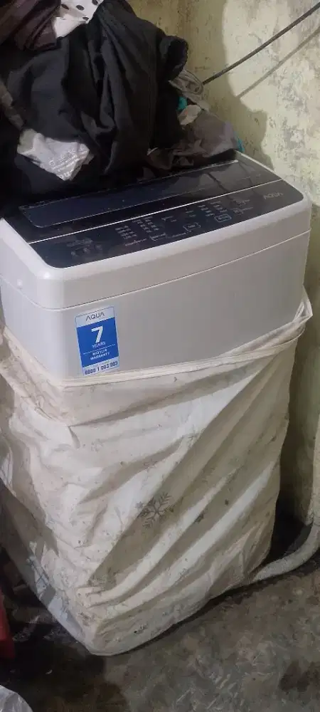 Mesin cuci Aqua digital