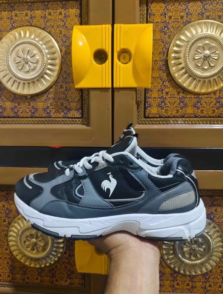 Le Coq Sportif Original size 38,5
