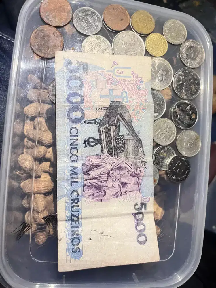 Uang koin dan uang kertas jaman lama dan koin campur lama