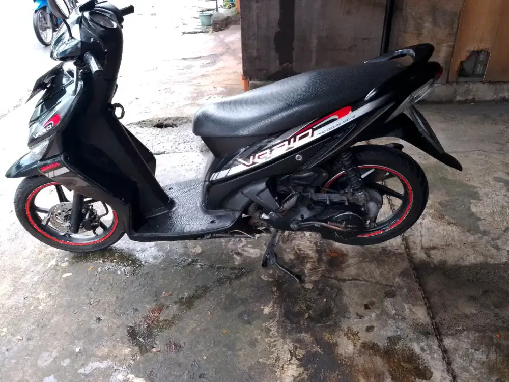 Jual Vario karbu THN 2009