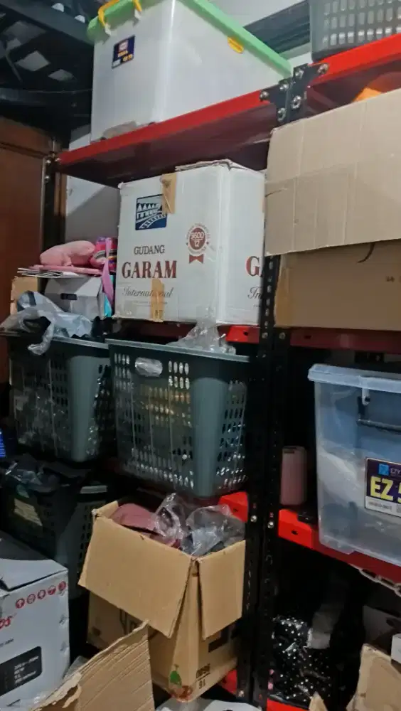 Jual rak besi bekas like new