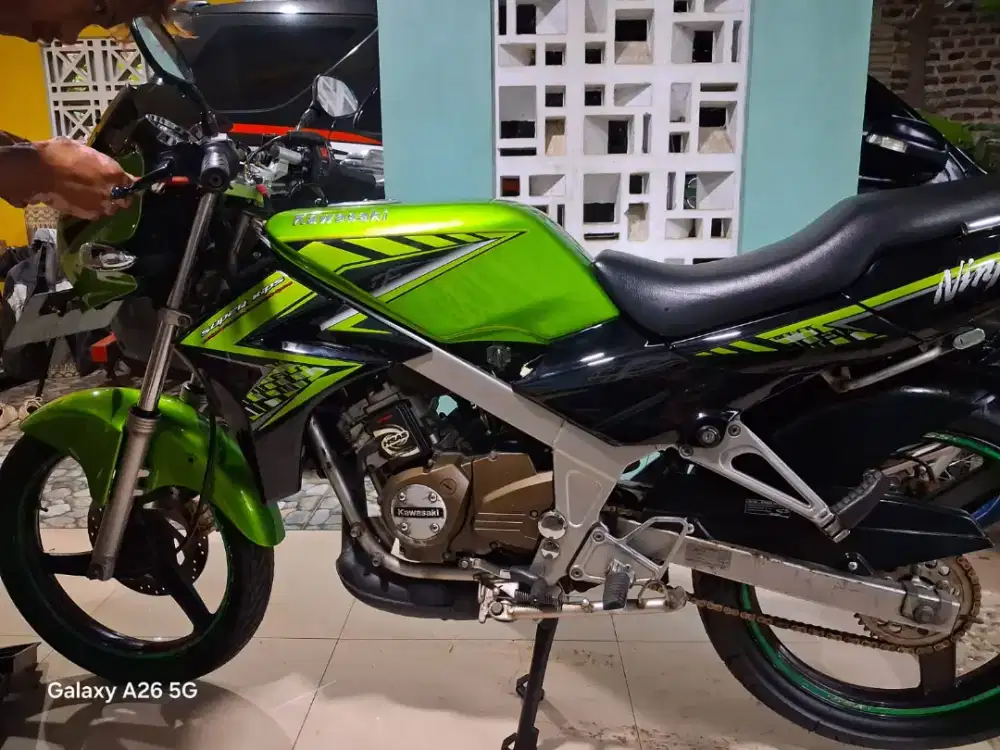 Kawasaki ninja R siap pakai