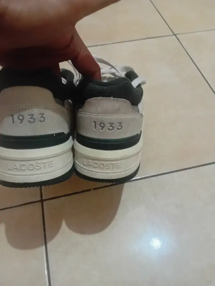 sepatu lacoste ori