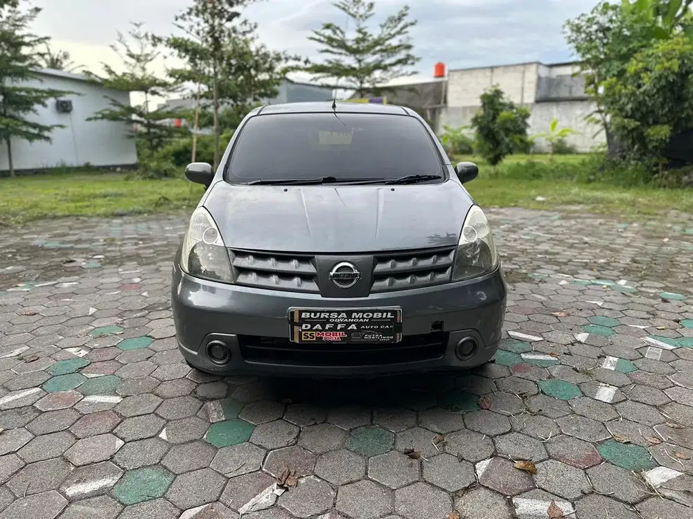 NISSAN GRAN LIVINA 2013 Manual Abu